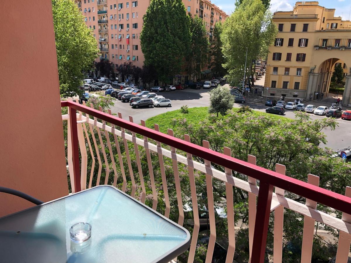 Isabel, Rome